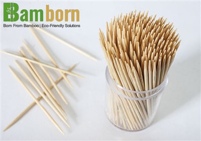 Palitos de bambu com suporte